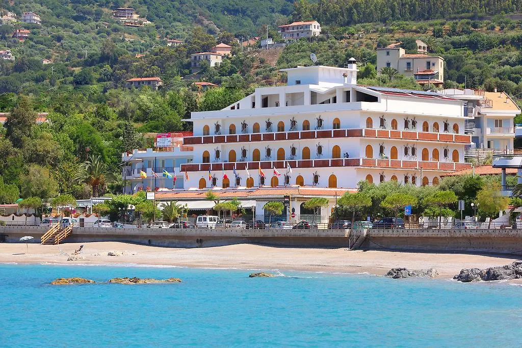 Hotel Ristorante La Tartaruga Capo dʼOrlando