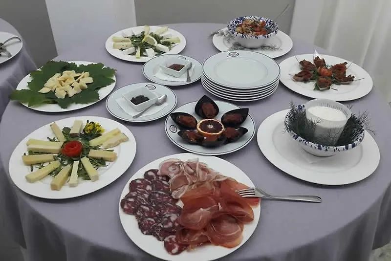 Hotel Ristorante La Tartaruga Capo dʼOrlando