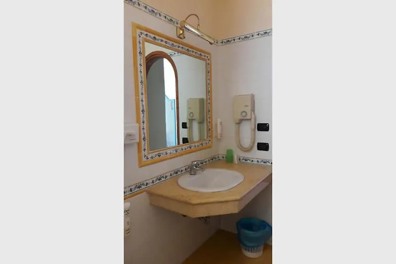 Hotel Ristorante La Tartaruga Capo dʼOrlando
